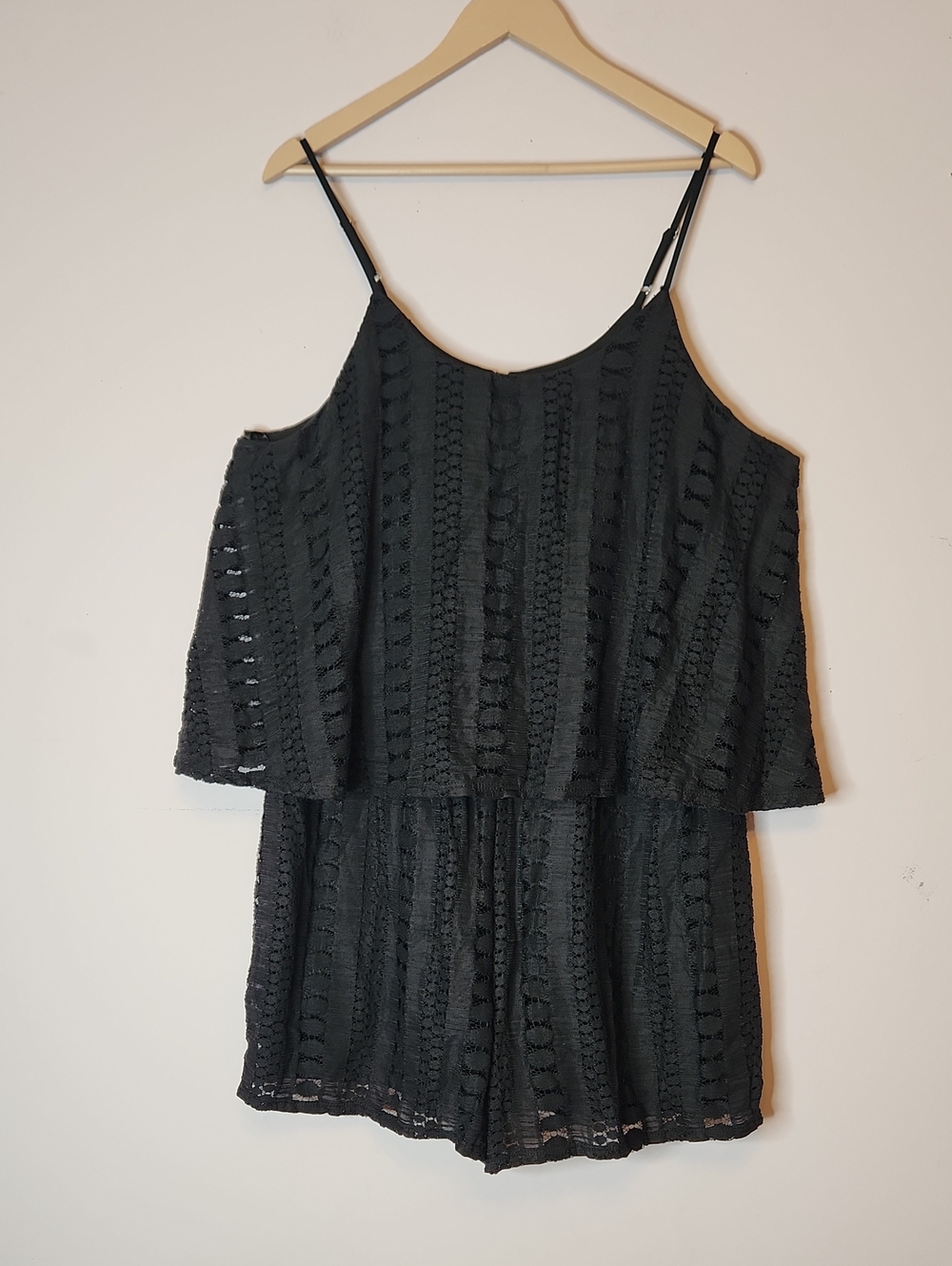 MOSSIMO Crochet Lace Romper, size XXL